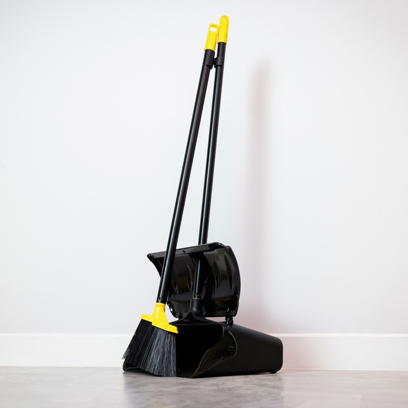 Premium Lobby Dustban & Brush Set - 1x Per Pack