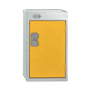 One Comp Quarto Locker 300x450 Ylw